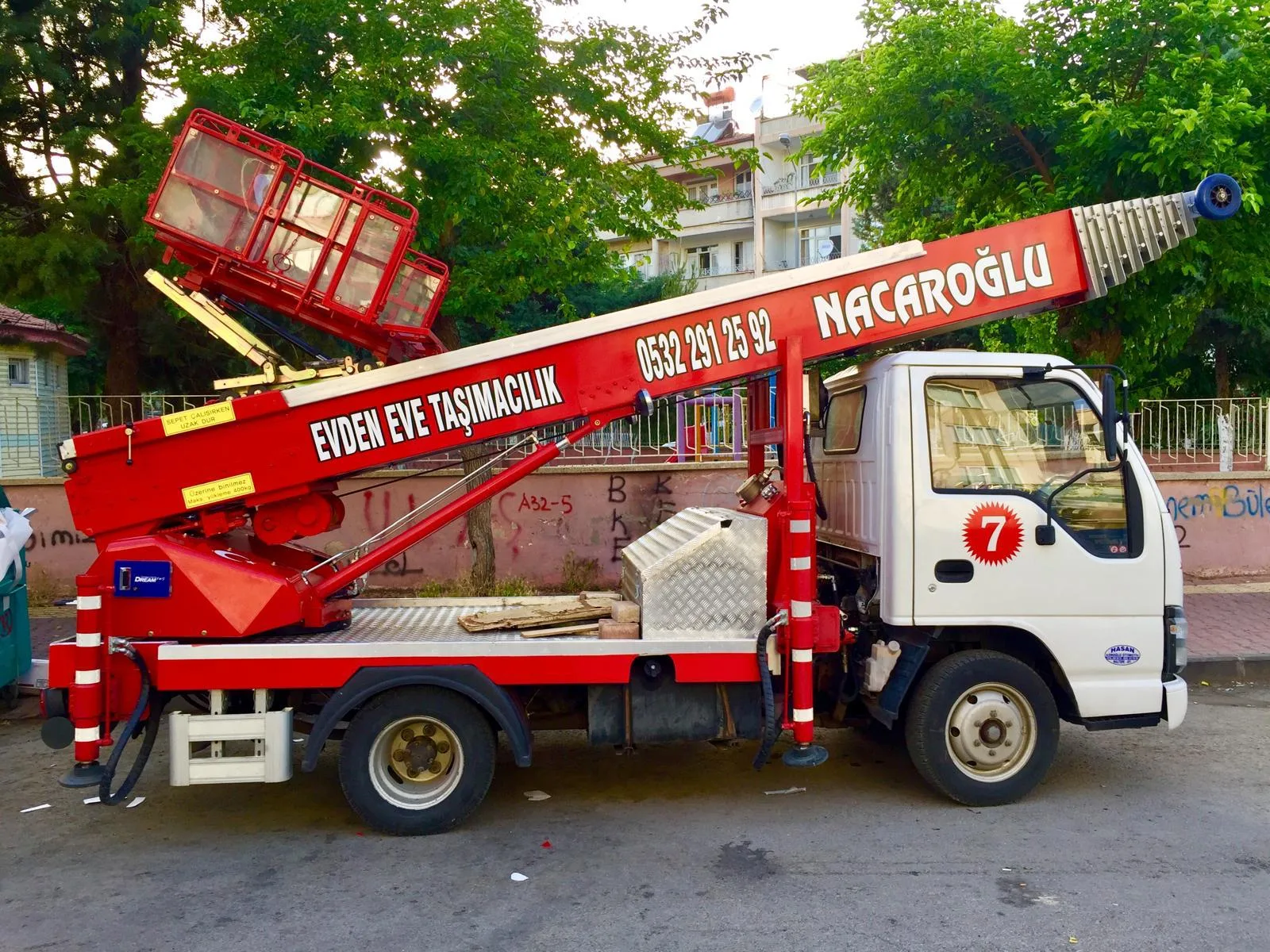 Gaziantep Nacaroğlu asansörlü evden eve taşımacılık aracı